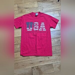 Vintage Red USA Flag Graphic Short-Sleeve Tee Made In The USA